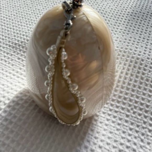 Simone Rocha Handheld Pearl and Perspex Egg Bag - Picture 7 of 9